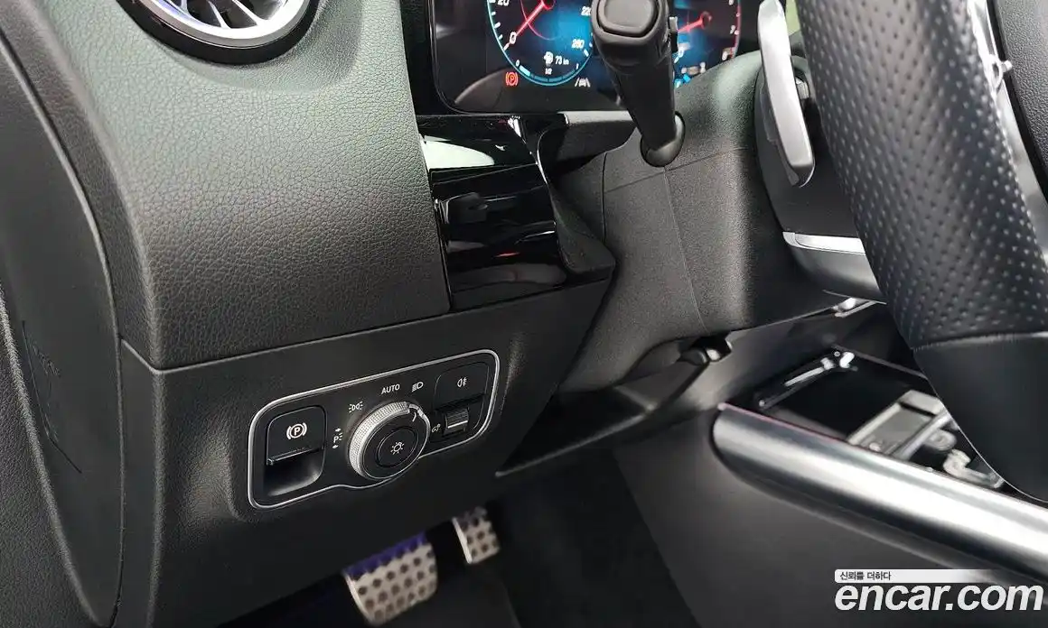 Mercedes-Benz GLA-Class 2023 2.0 Автомат в Москве № 139100, фото 5