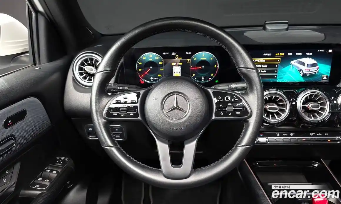 Mercedes-Benz GLB-Class 2021 1.9 Автомат в Москве № 140071, фото 13