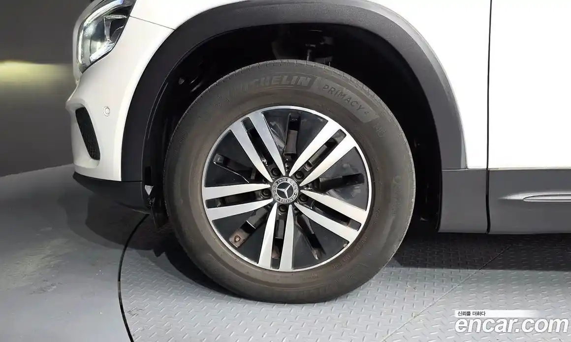 Mercedes-Benz GLB-Class 2021 1.9 Автомат в Москве № 140071, фото 5