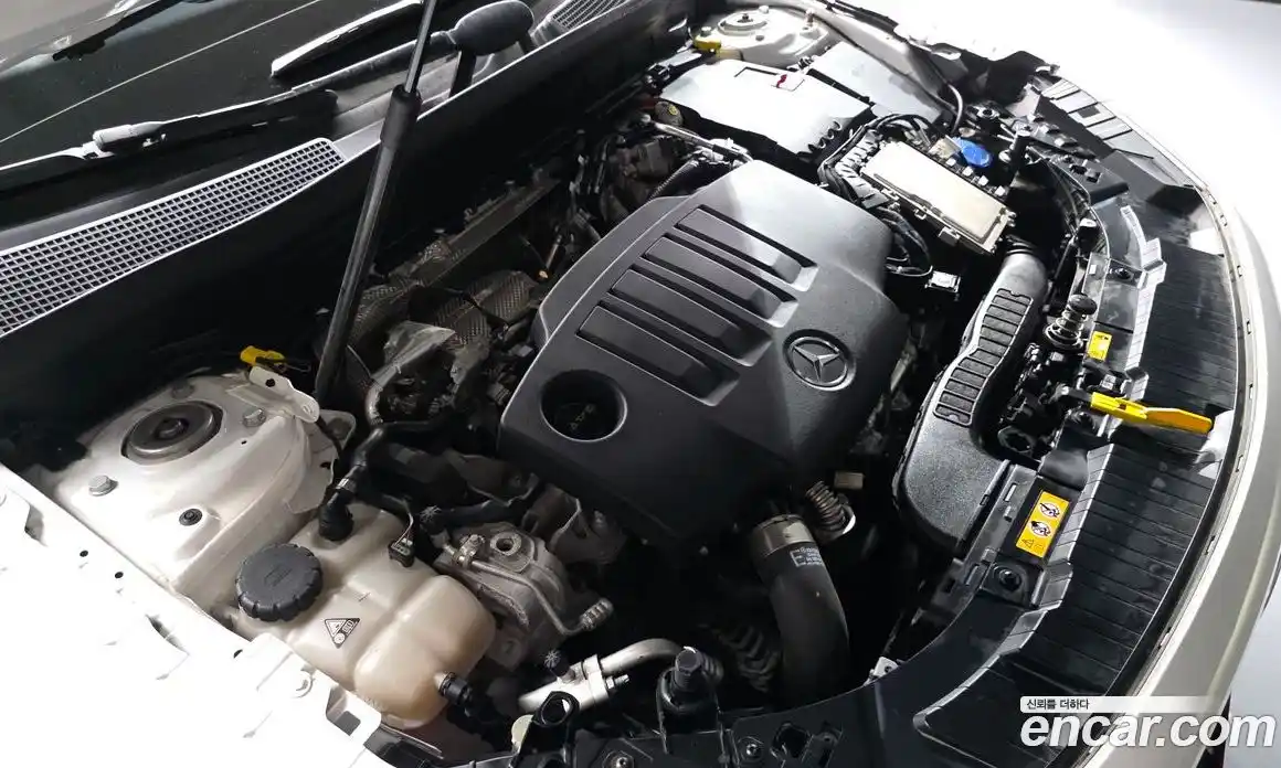 Mercedes-Benz GLB-Class 2021 1.9 Автомат в Москве № 140071, фото 6