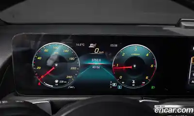 Mercedes-Benz GLB-Class 2021 1.9 Автомат в Москве № 140071, миниатюра 8