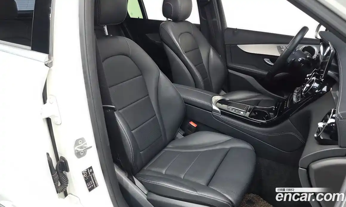 Mercedes-Benz GLC-Class 2021 2.0 Автомат в Москве № 143413, фото 19