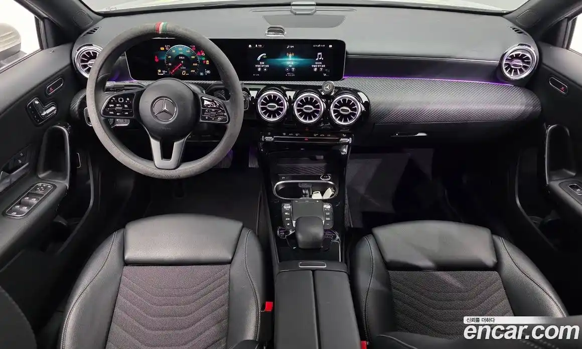 Mercedes-Benz A-Class 2020 2.0 Автомат в Москве № 143710, фото 20