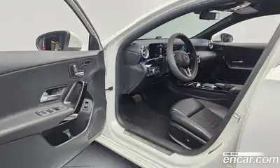 Mercedes-Benz A-Class 2020 2.0 Автомат в Москве № 143710, миниатюра 8