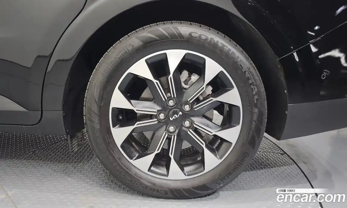 Kia Canival 2023 3.5 Автомат в Москве № 14481, фото 3