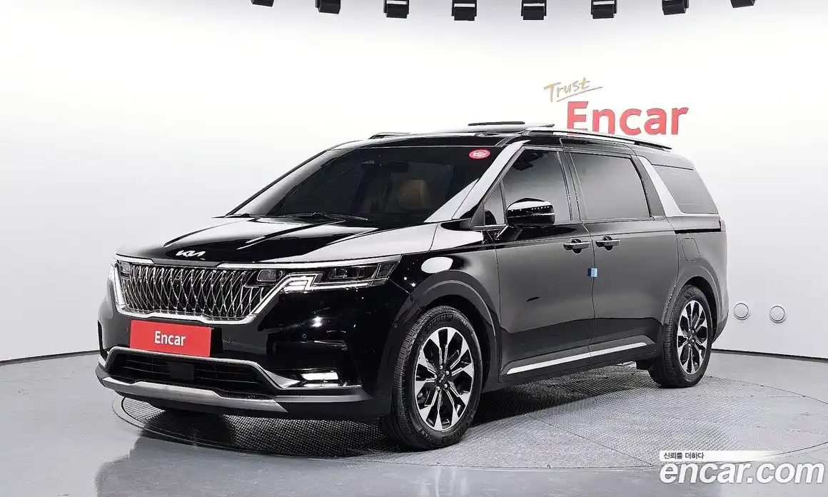 Kia Canival 2023 3.5 Автомат в Москве № 14481, фото 7