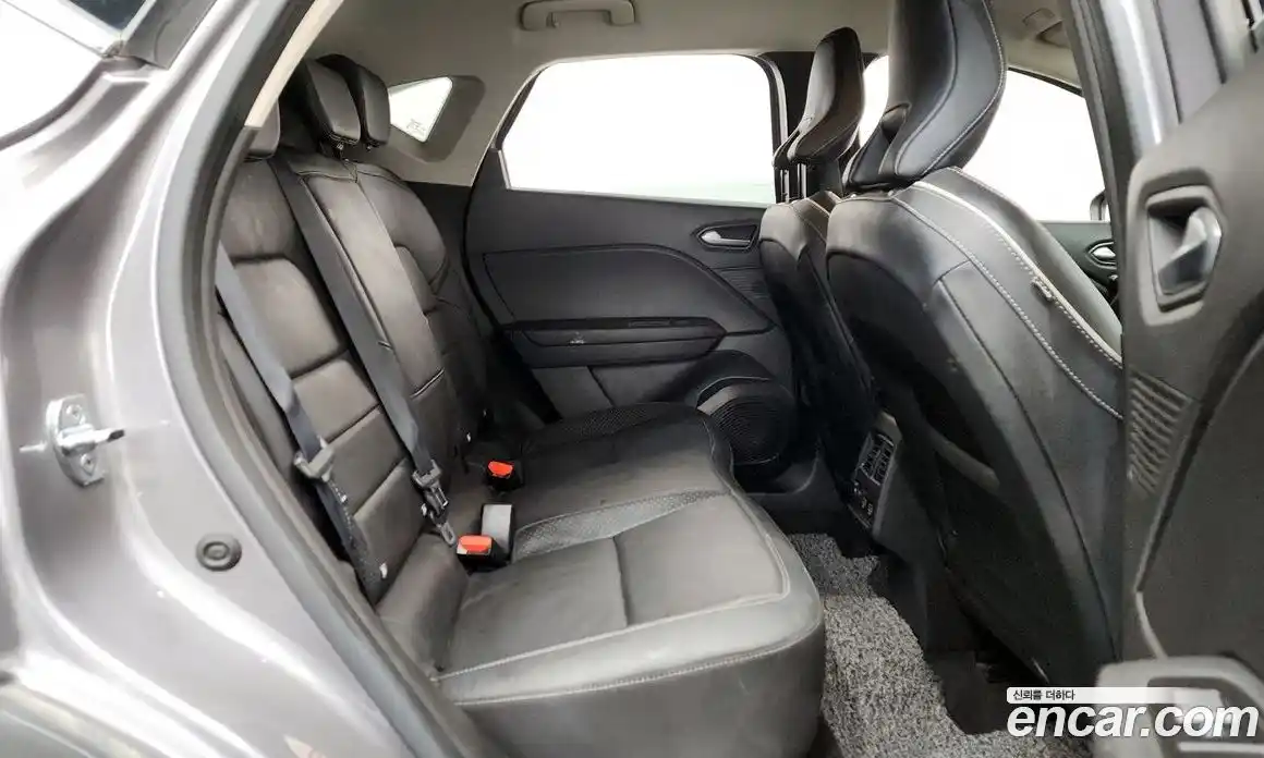 Renault Captur 2020 1.3 Автомат в Москве № 147782, фото 14