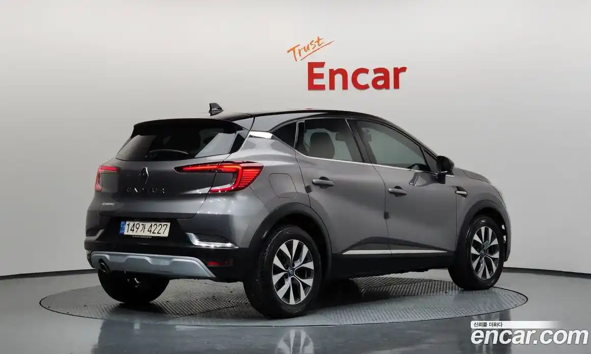 Renault Captur 2020 1.3 Автомат в Москве № 147782, фото 3