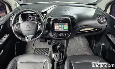 Renault QM3 2016 1.5 Автомат в Москве № 148197, миниатюра 2
