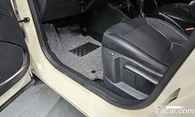 Renault QM3 2016 1.5 Автомат в Москве № 148197, миниатюра 3