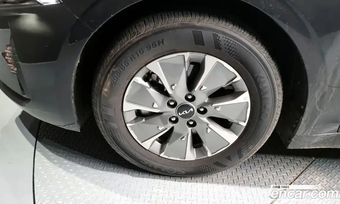 Kia K5 2023 2.0 Автомат в Москве № 15359, фото 14