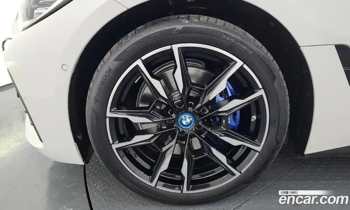 BMW i4 2024 0.2 Автомат в Москве № 155375, фото 6