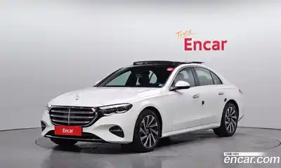 Mercedes-Benz E-Class 2025 2.0 Автомат в Москве № 160170, миниатюра 2