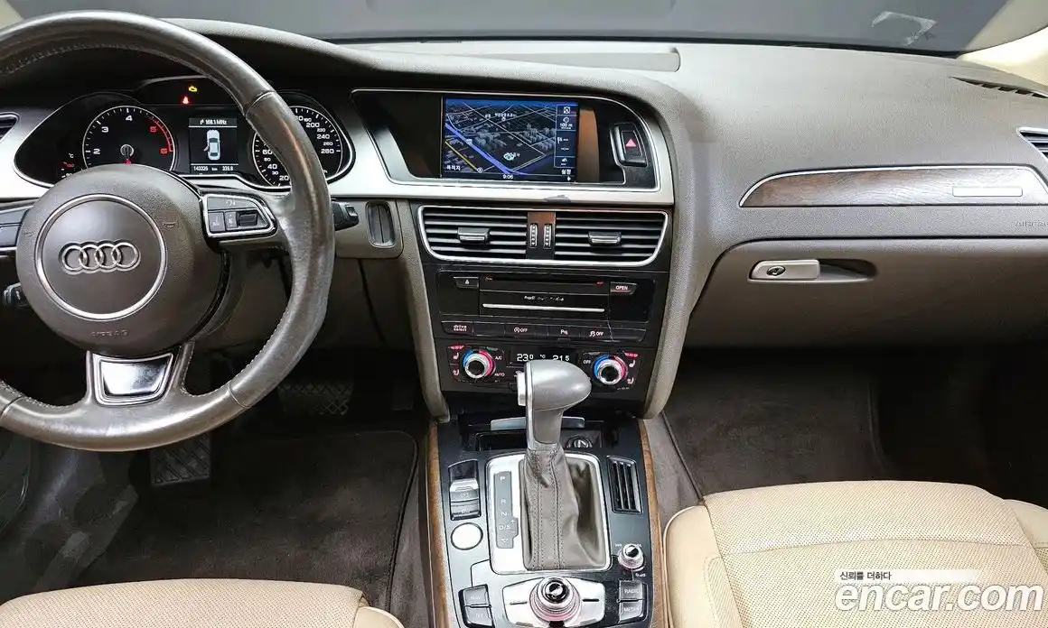 Audi A4 2015 2.0 Автомат в Москве № 160204, фото 20