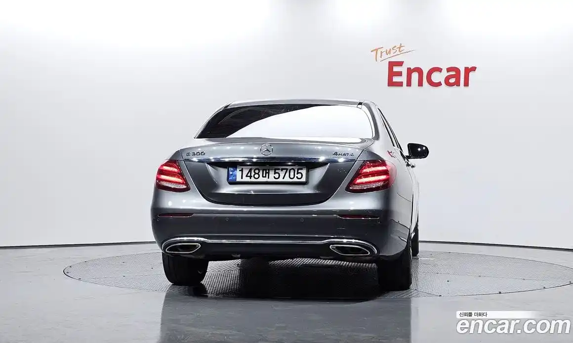 Mercedes-Benz E-Class 2018 2.0 Автомат в Москве № 160364, фото 6