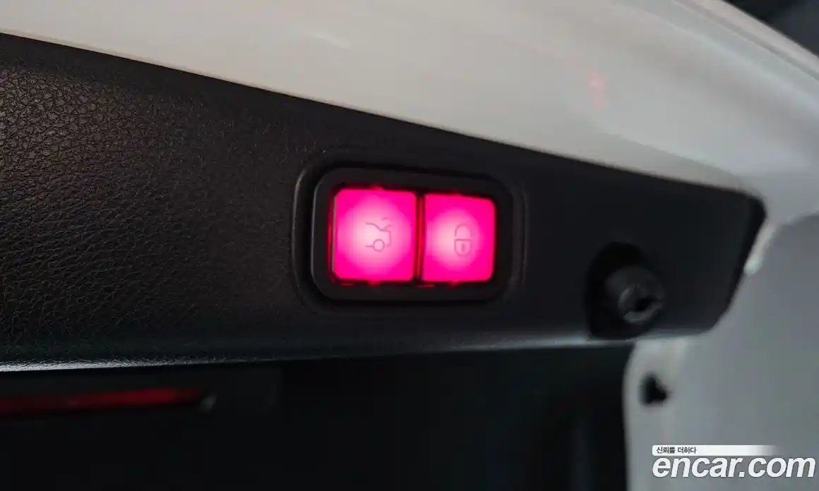 Mercedes-Benz E-Class 2022 1.9 Автомат в Москве № 161354, фото 18