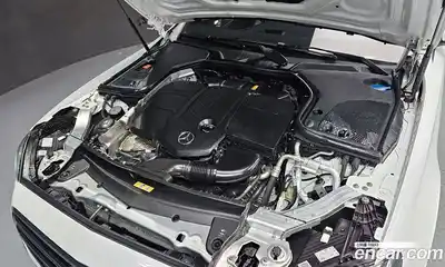 Mercedes-Benz E-Class 2022 1.9 Автомат в Москве № 161354, миниатюра 6