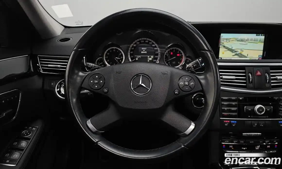 Mercedes-Benz E-Class 2011 3.5 Автомат в Москве № 161386, фото 20