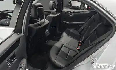 Mercedes-Benz E-Class 2011 3.5 Автомат в Москве № 161386, миниатюра 2