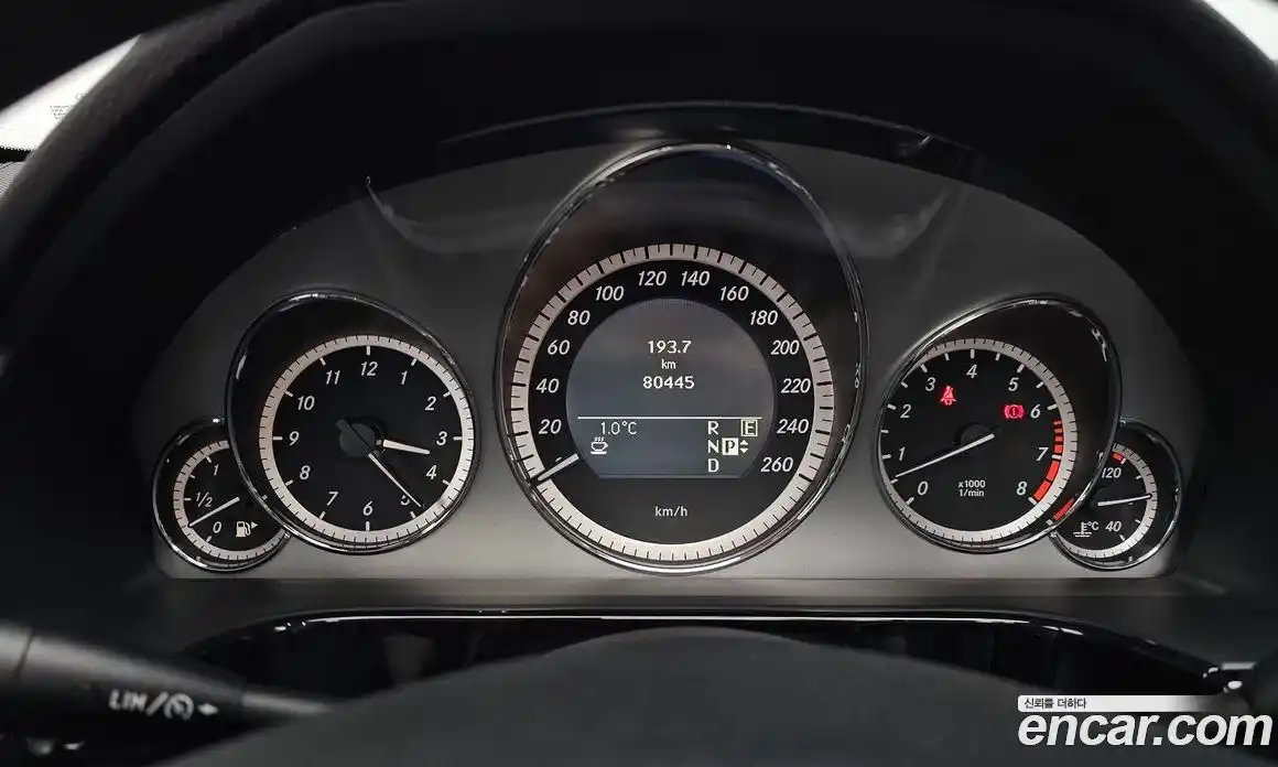 Mercedes-Benz E-Class 2011 3.5 Автомат в Москве № 161386, фото 8