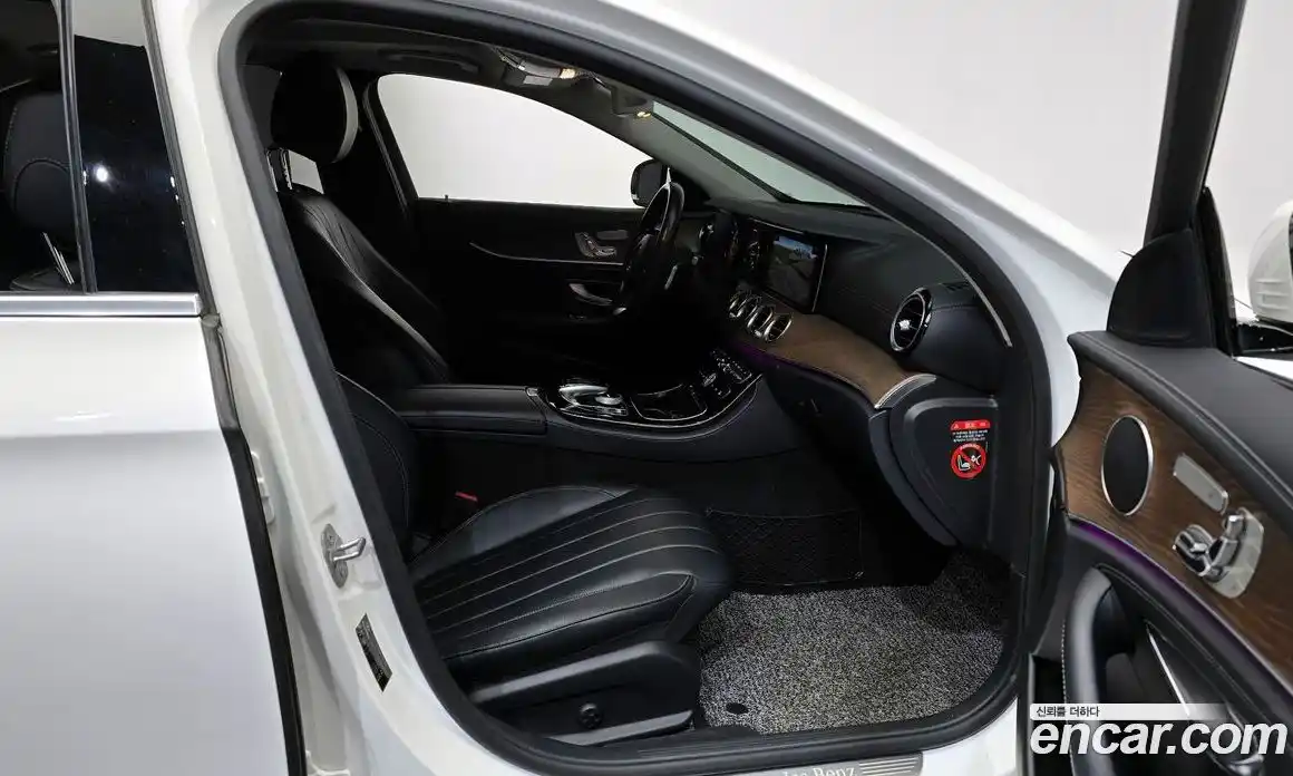 Mercedes-Benz E-Class 2018 1.9 Автомат в Москве № 161815, фото 6