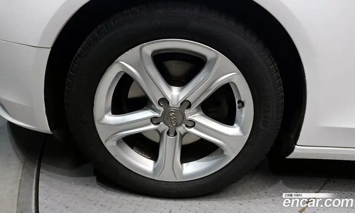 Audi A4 2015 2.0 Автомат в Москве № 163035, фото 3