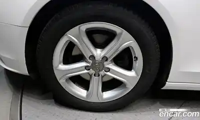 Audi A4 2015 2.0 Автомат в Москве № 163035, миниатюра 3