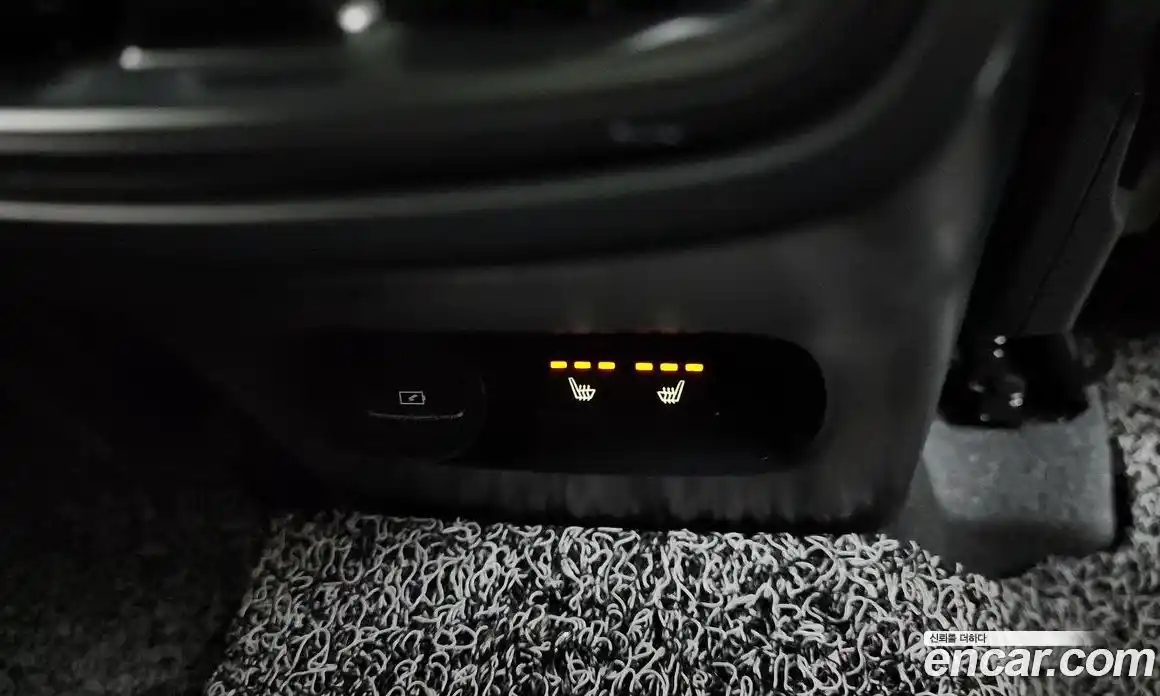 Volvo XC40 2023 2.0 Автомат в Москве № 164312, фото 11