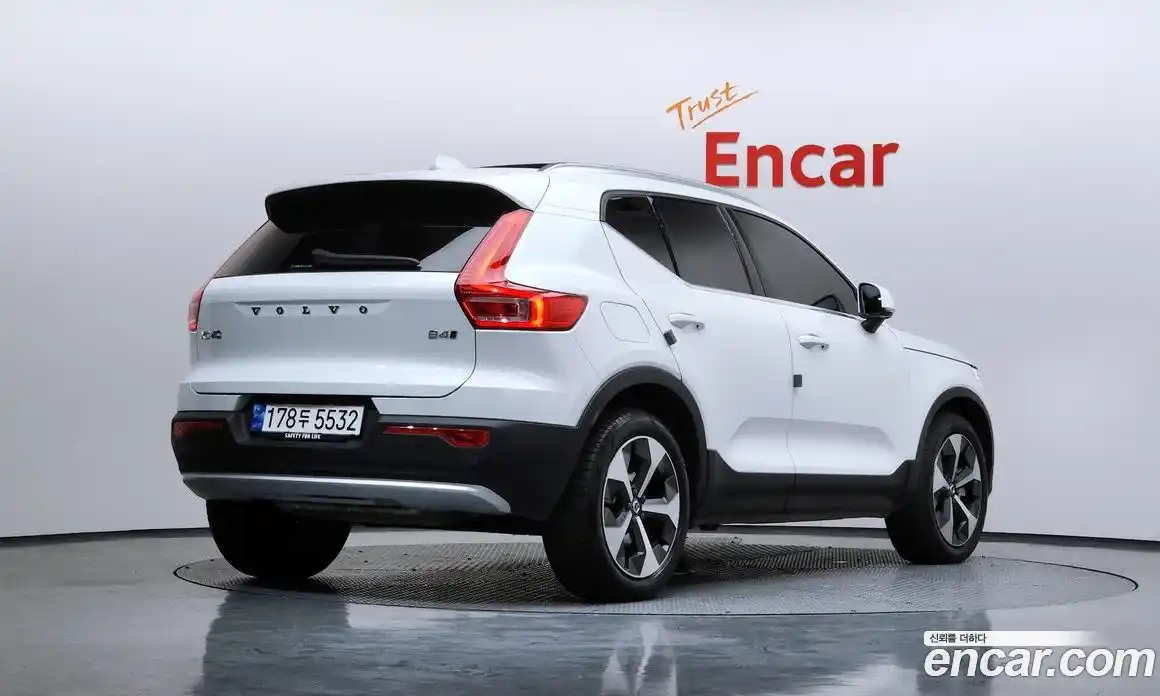 Volvo XC40 2023 2.0 Автомат в Москве № 164312, фото 14