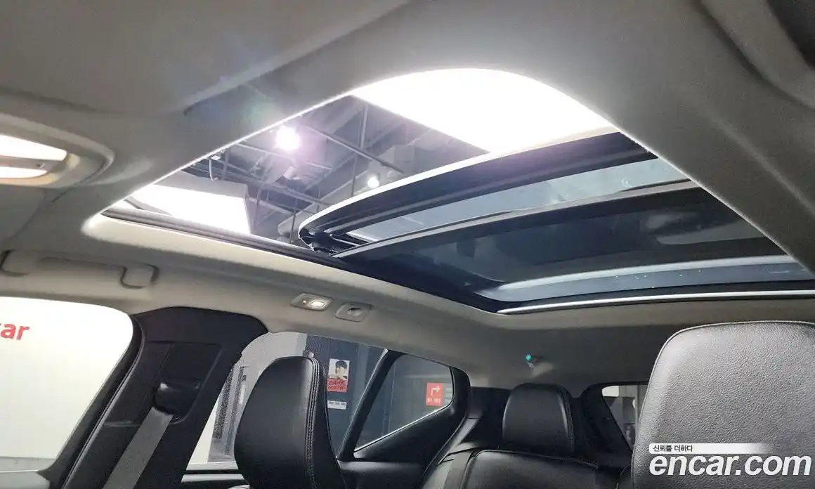 Volvo XC40 2023 2.0 Автомат в Москве № 164312, фото 16