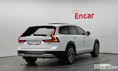 Volvo V90 2022 2.0 Автомат в Москве № 164367, миниатюра 2