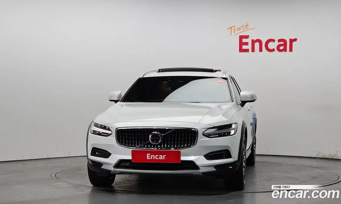 Volvo V90 2022 2.0 Автомат в Москве № 164367, фото 3