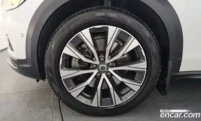 Volvo V90 2022 2.0 Автомат в Москве № 164367, миниатюра 5