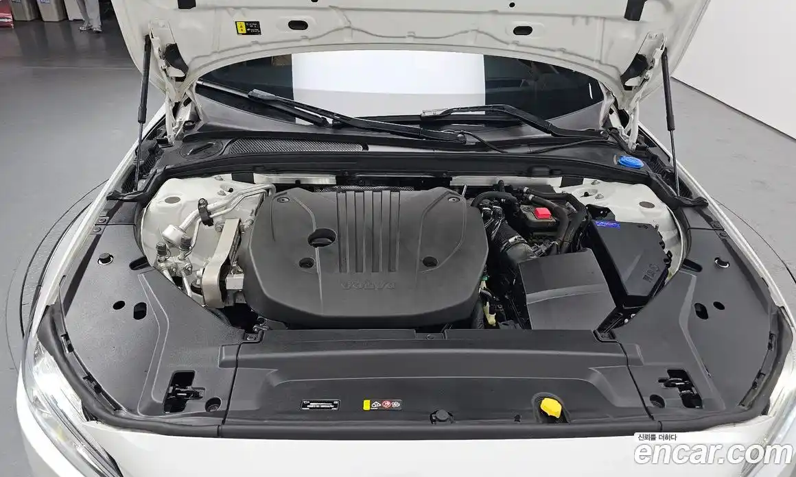 Volvo V90 2022 2.0 Автомат в Москве № 164367, фото 6