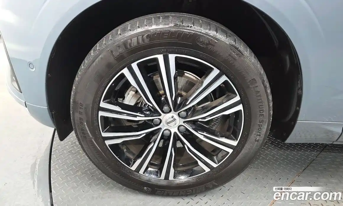 Volvo XC60 2022 2.0 Автомат в Москве № 164378, фото 15