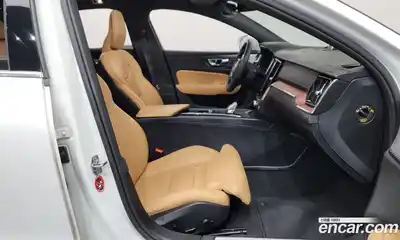 Volvo S60 2021 2.0 Автомат в Москве № 164571, миниатюра 11