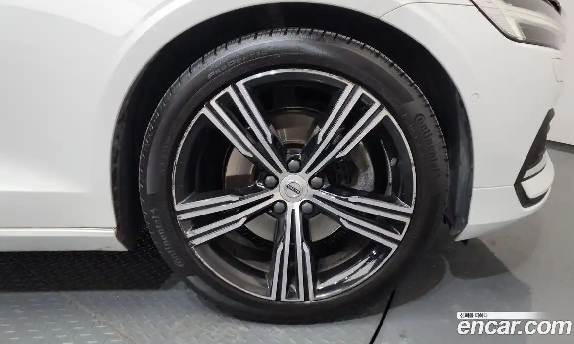 Volvo S60 2021 2.0 Автомат в Москве № 164571, фото 5