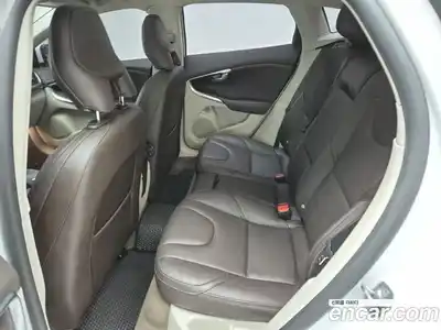 Volvo V40 2016 2.0 Автомат в Москве № 164823, миниатюра 12