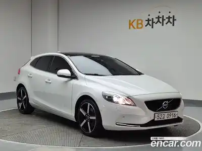 Volvo V40 2016 2.0 Автомат в Москве № 164823, миниатюра 4