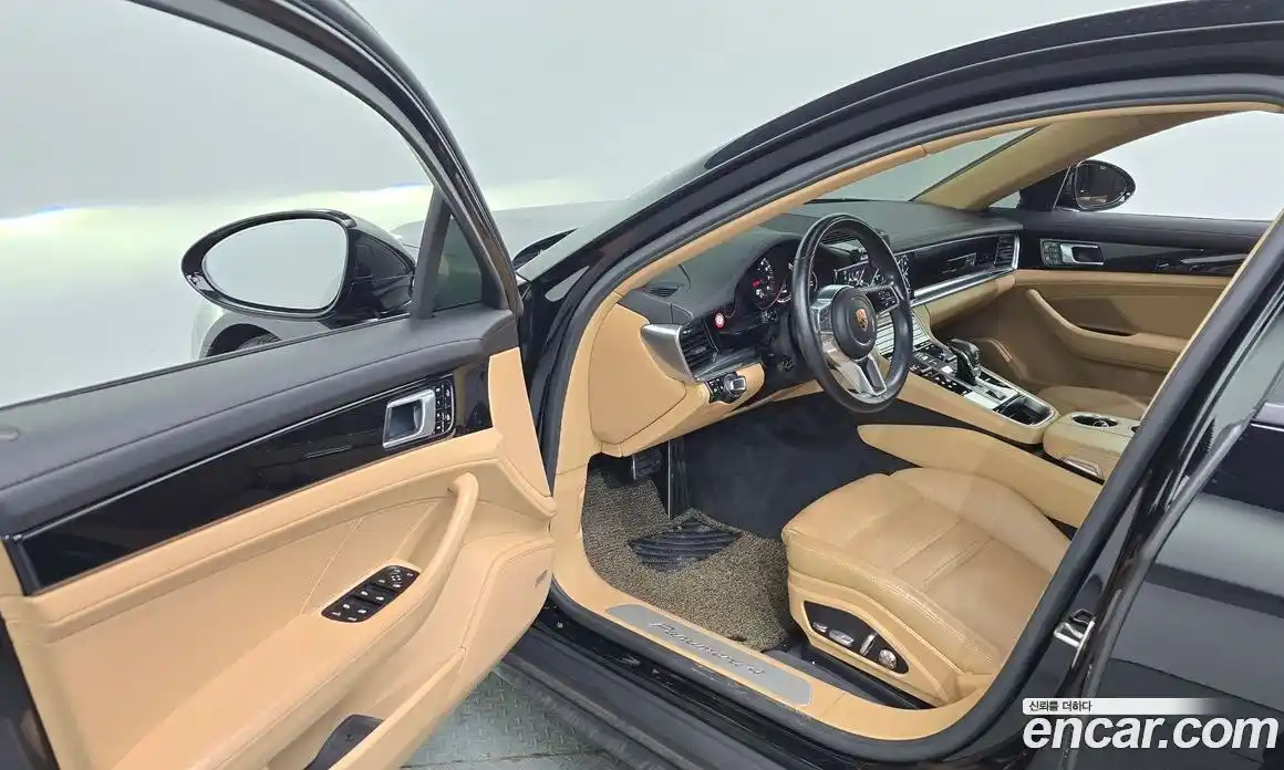 Porsche Panamera 2020 3.0 Автомат в Москве № 165500, фото 3