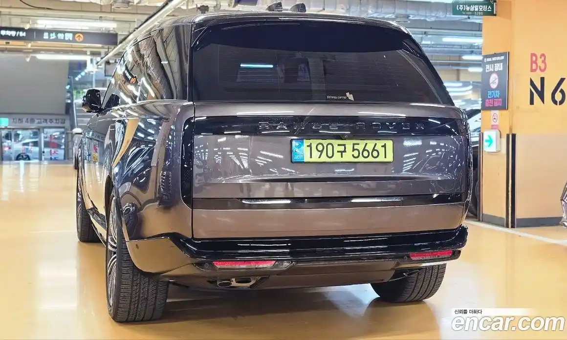 Land Rover Range-Rover 2024 4.4 Автомат в Москве № 166116, фото 3