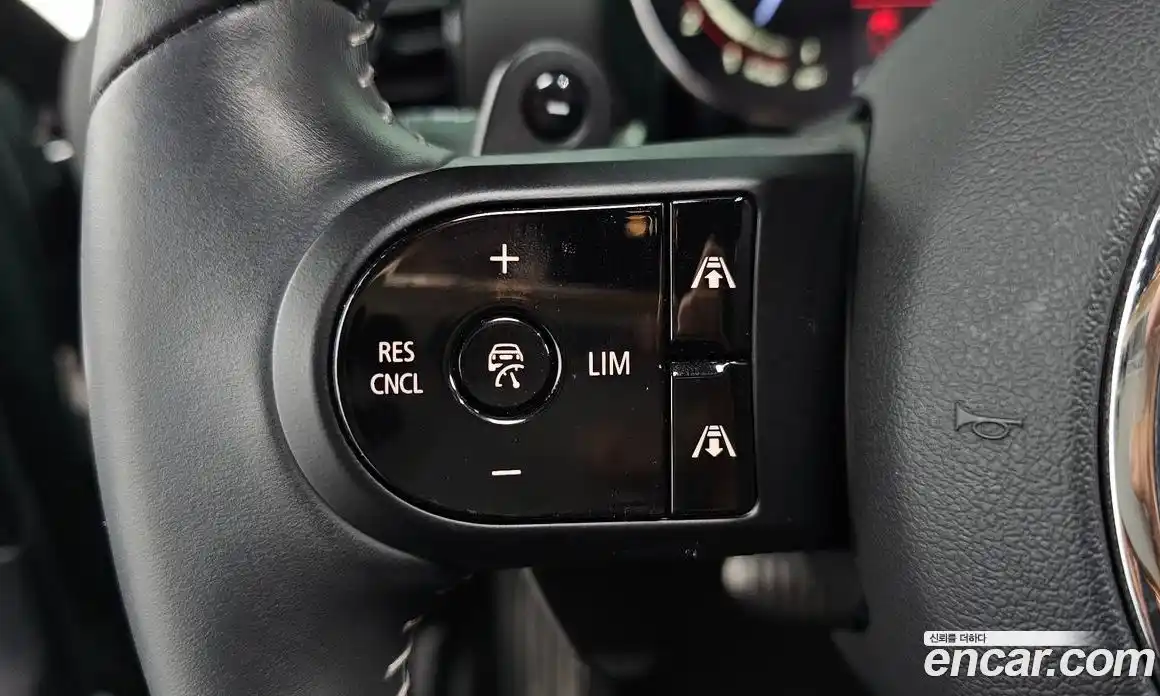 Mini Clubman 2023 2.0 Автомат в Москве № 167098, фото 18