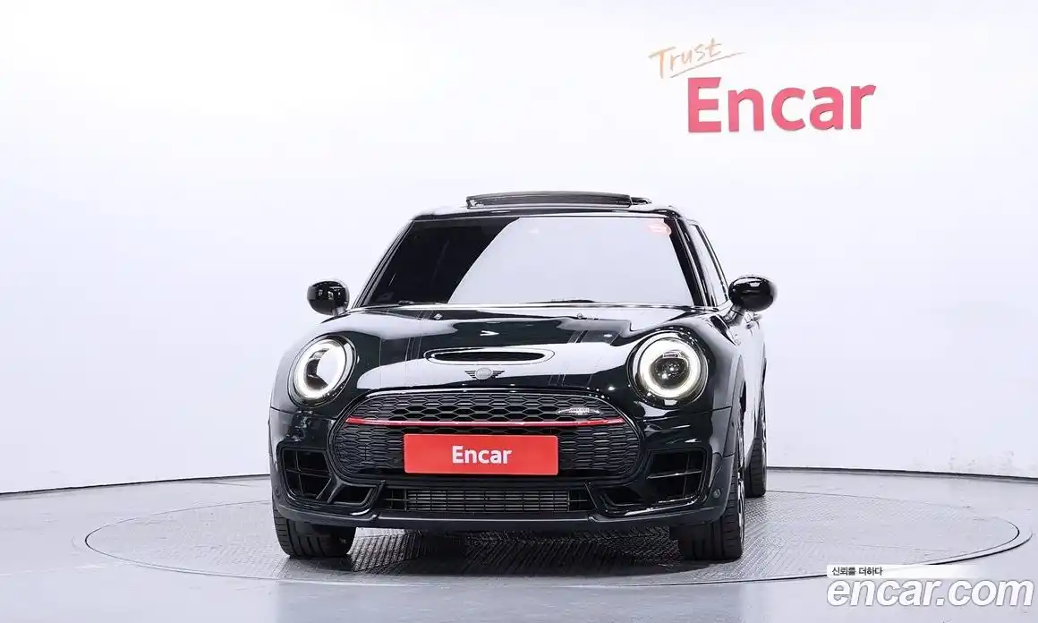 Mini Clubman 2023 2.0 Автомат в Москве № 167098, фото 3