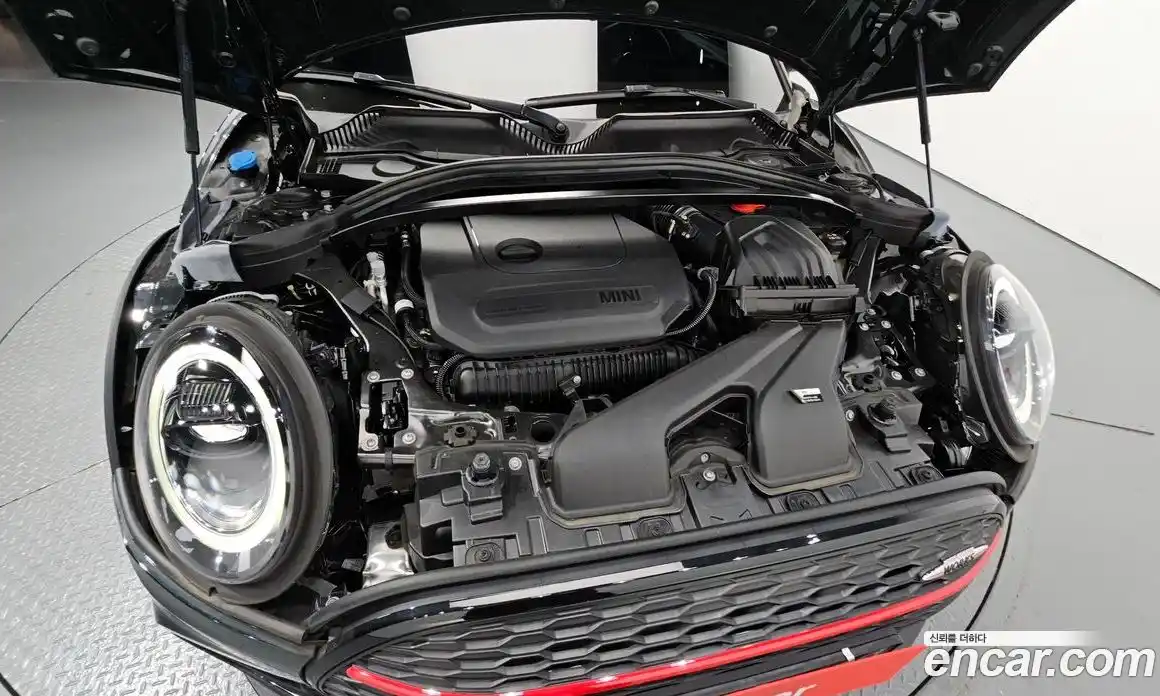 Mini Clubman 2023 2.0 Автомат в Москве № 167098, фото 6