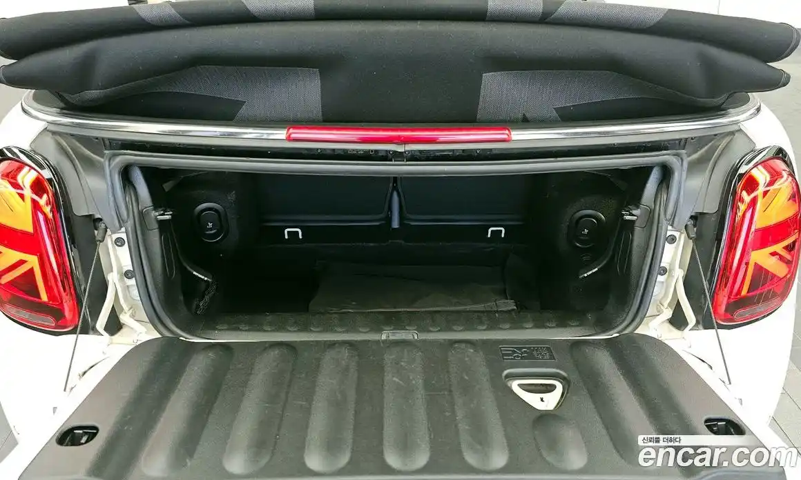 Mini Cooper Convertible 2022 2.0 Автомат в Москве № 167312, фото 20