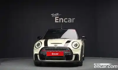 Mini Cooper Convertible 2022 2.0 Автомат в Москве № 167312, миниатюра 3