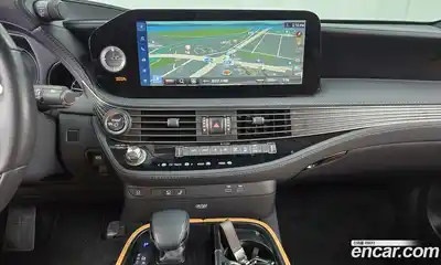 Lexus LS 2023 3.5 Автомат в Москве № 168120, миниатюра 7