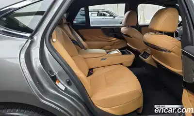 Lexus LS 2023 3.5 Автомат в Москве № 168120, миниатюра 8
