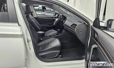 Volkswagen Jetta, 2020