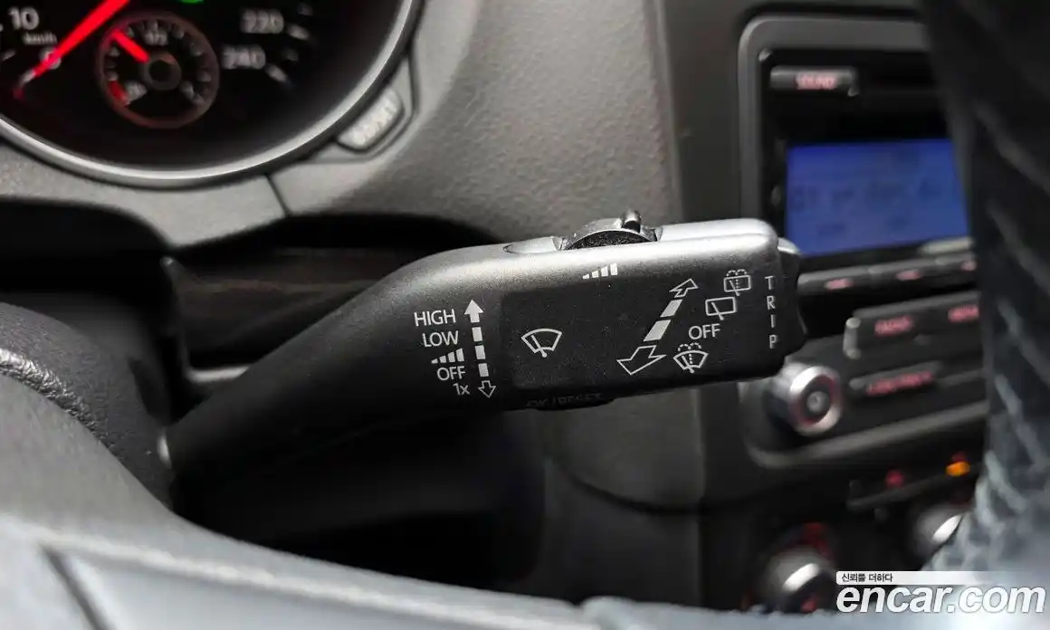 Volkswagen Golf 2011 1.6 Автомат в Москве № 168939, фото 14